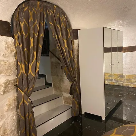 Holiday home La Bodegosa Cave *